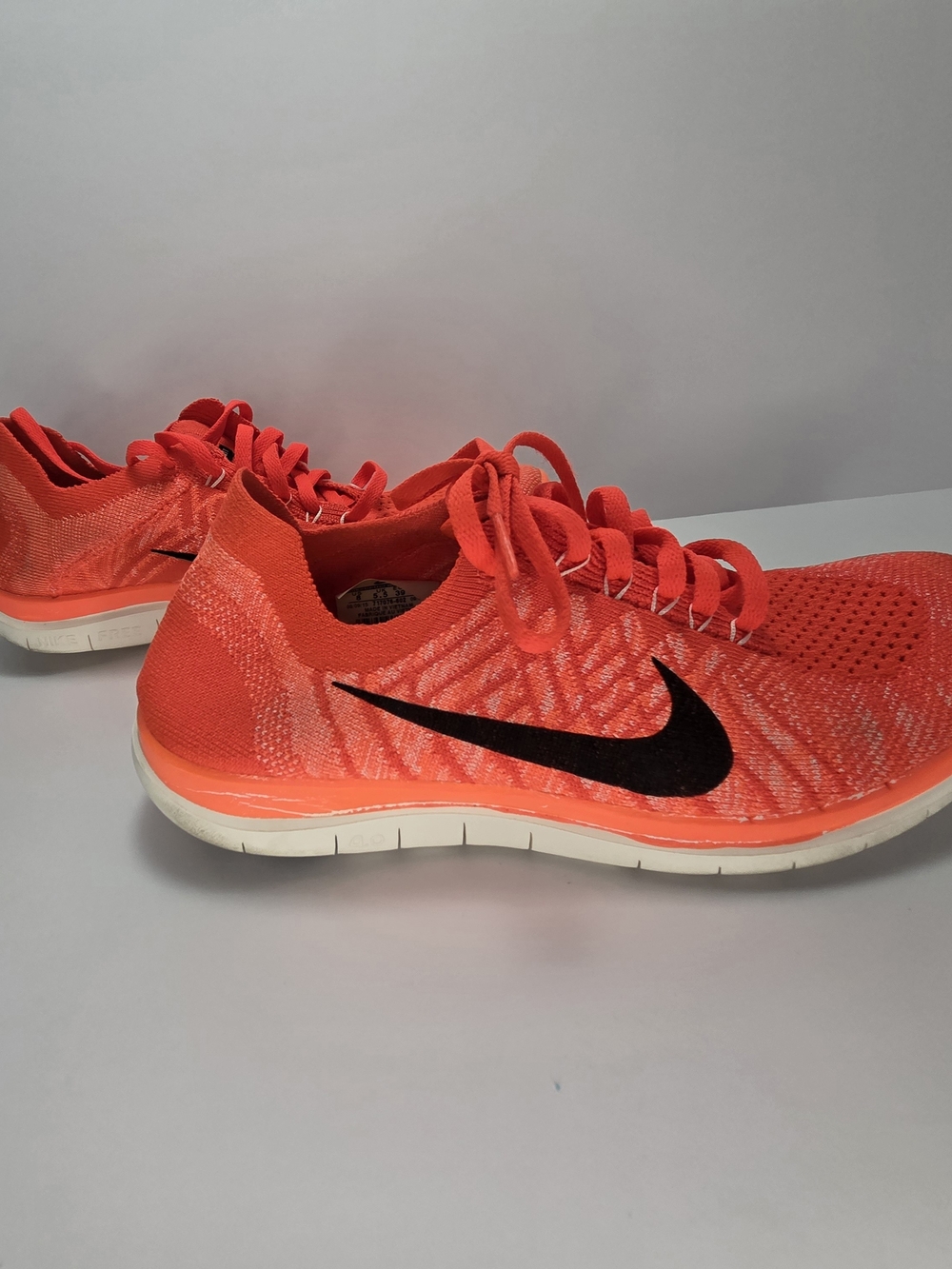 ​Nike Free 4.0 Flyknit Women Size 8 Bright Crimson Orange Running Shoes